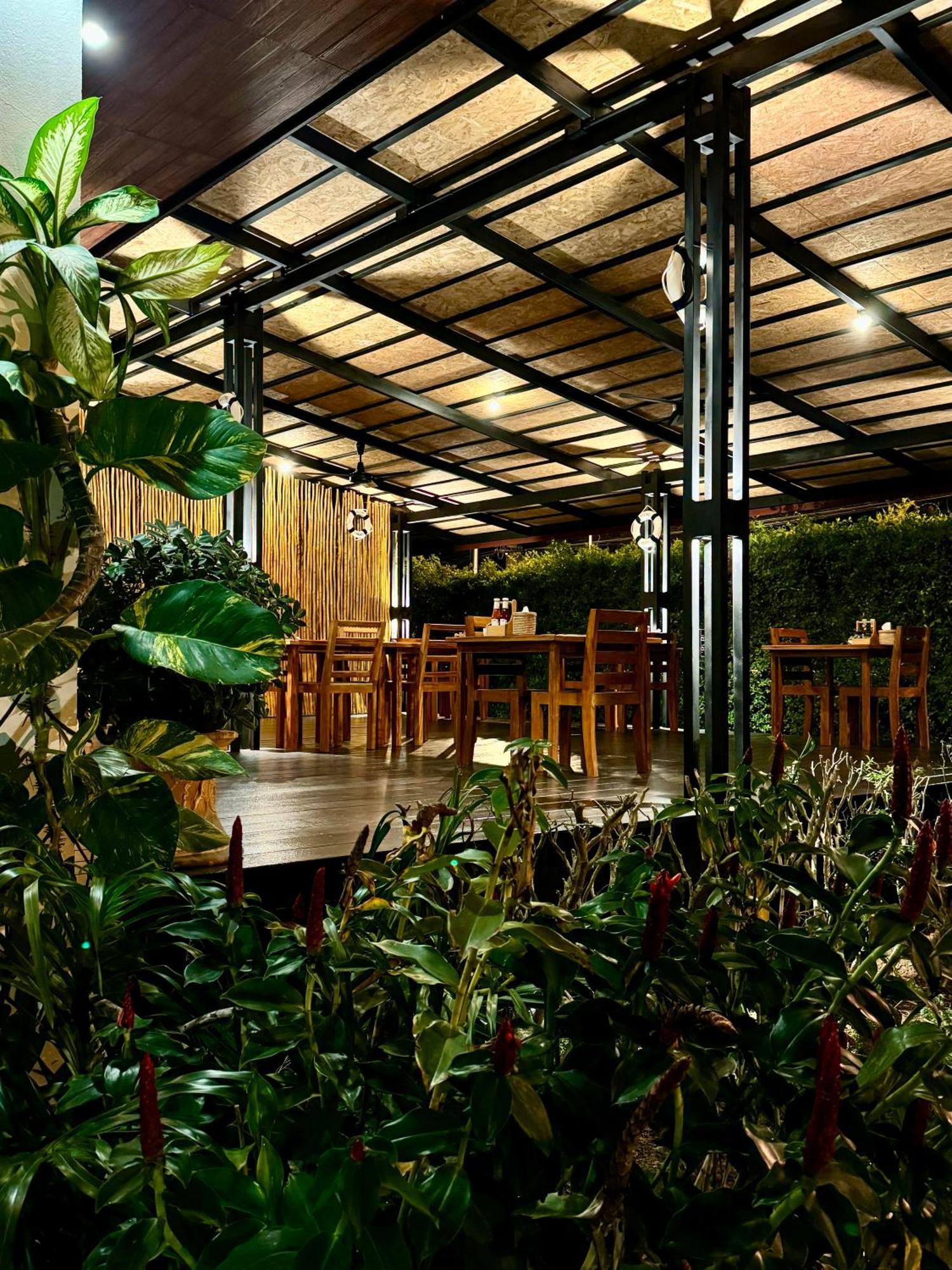 Verona Lanta Resort Koh Lanta Ngoại thất bức ảnh